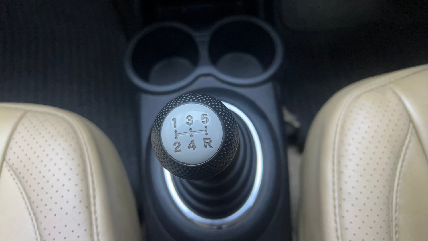 Used 2018 Honda Amaze 1.5 SX i-DTEC Diesel Manual interior GEAR  KNOB VIEW