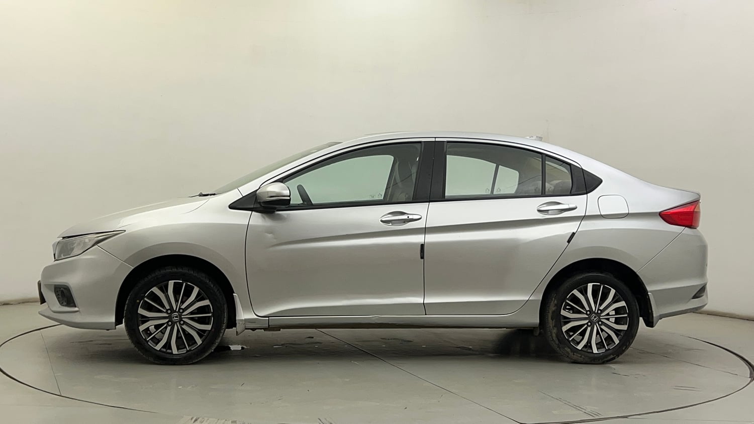 Used 2017 Honda City VX CVT Petrol Petrol Automatic exterior LEFT SIDE VIEW