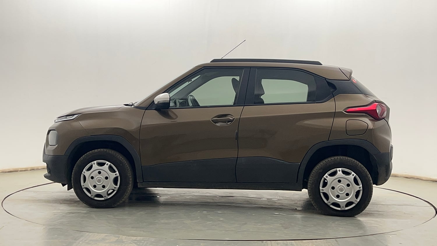 Used 2022 Tata Punch Accomplished AMT Petrol Automatic exterior LEFT SIDE VIEW