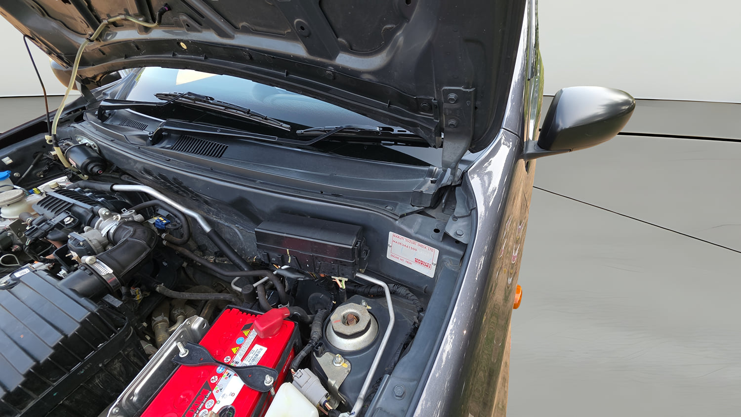 Used 2022 Maruti Suzuki Alto 800 Vxi Plus Petrol Manual engine ENGINE LEFT SIDE HINGE & APRON VIEW