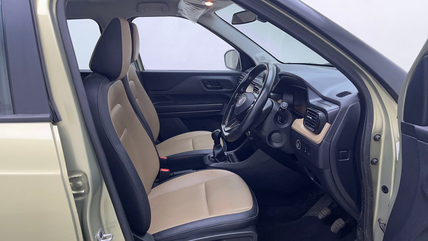 Used 2022 Tata Punch Kaziranga Creative MT Petrol Manual interior RIGHT SIDE FRONT DOOR CABIN VIEW