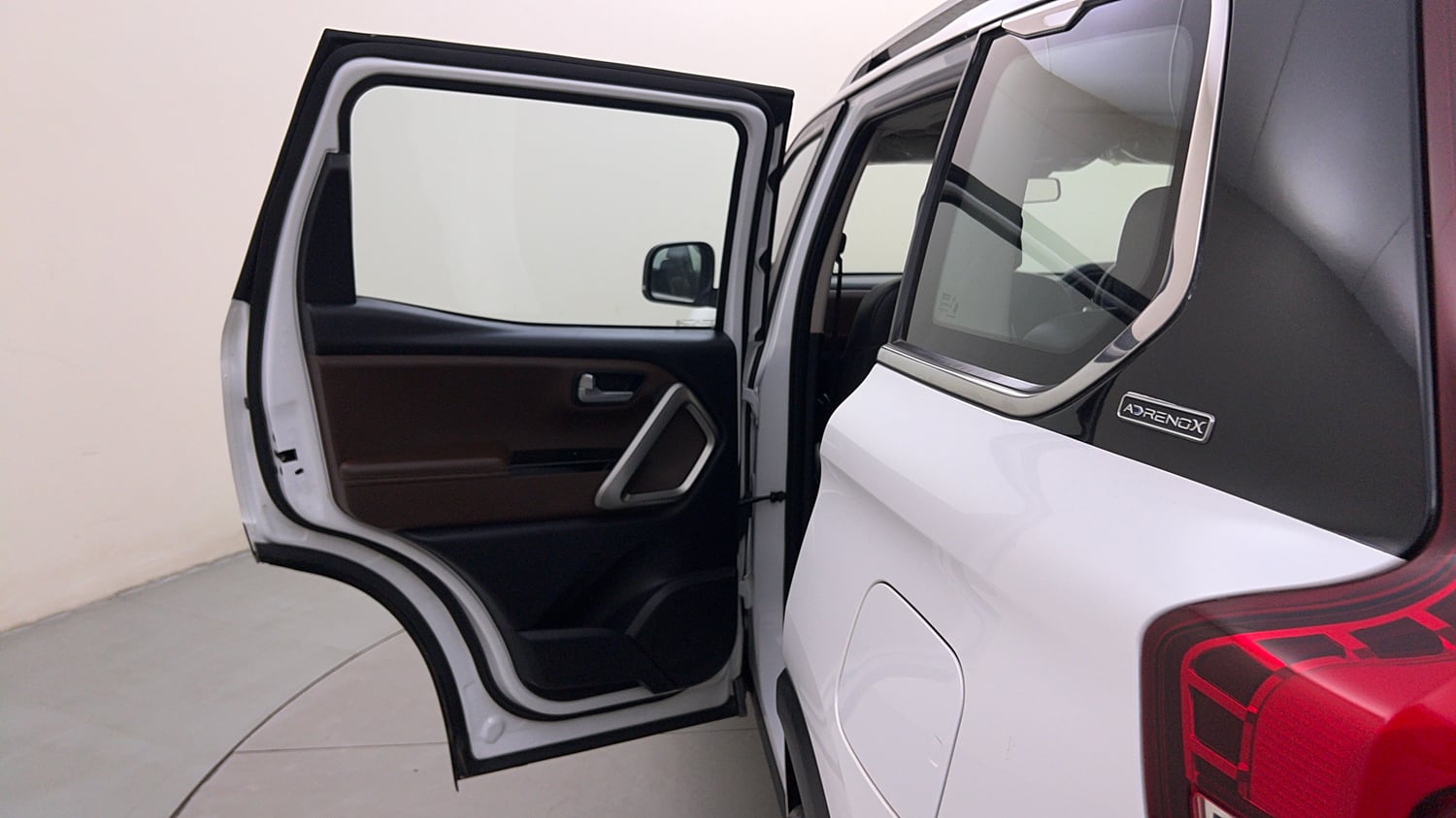 Used 2022 Mahindra Scorpio N Z8 L Petrol AT 6 STR Petrol Automatic interior LEFT REAR DOOR OPEN VIEW