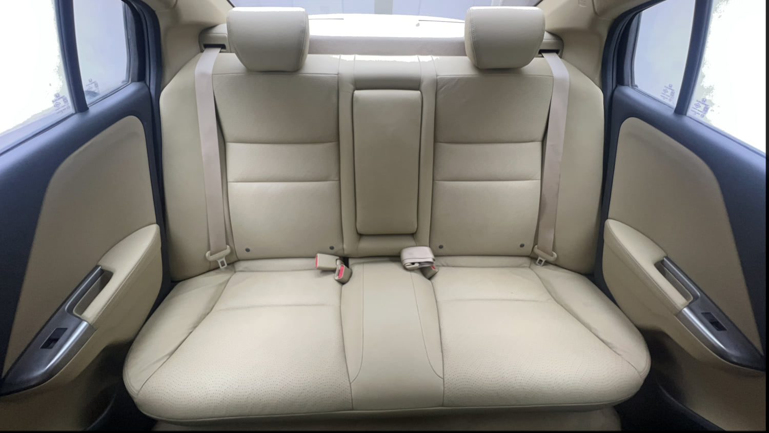Used 2020 Honda City ZX CVT Petrol Petrol Automatic interior REAR SEAT CONDITION VIEW
