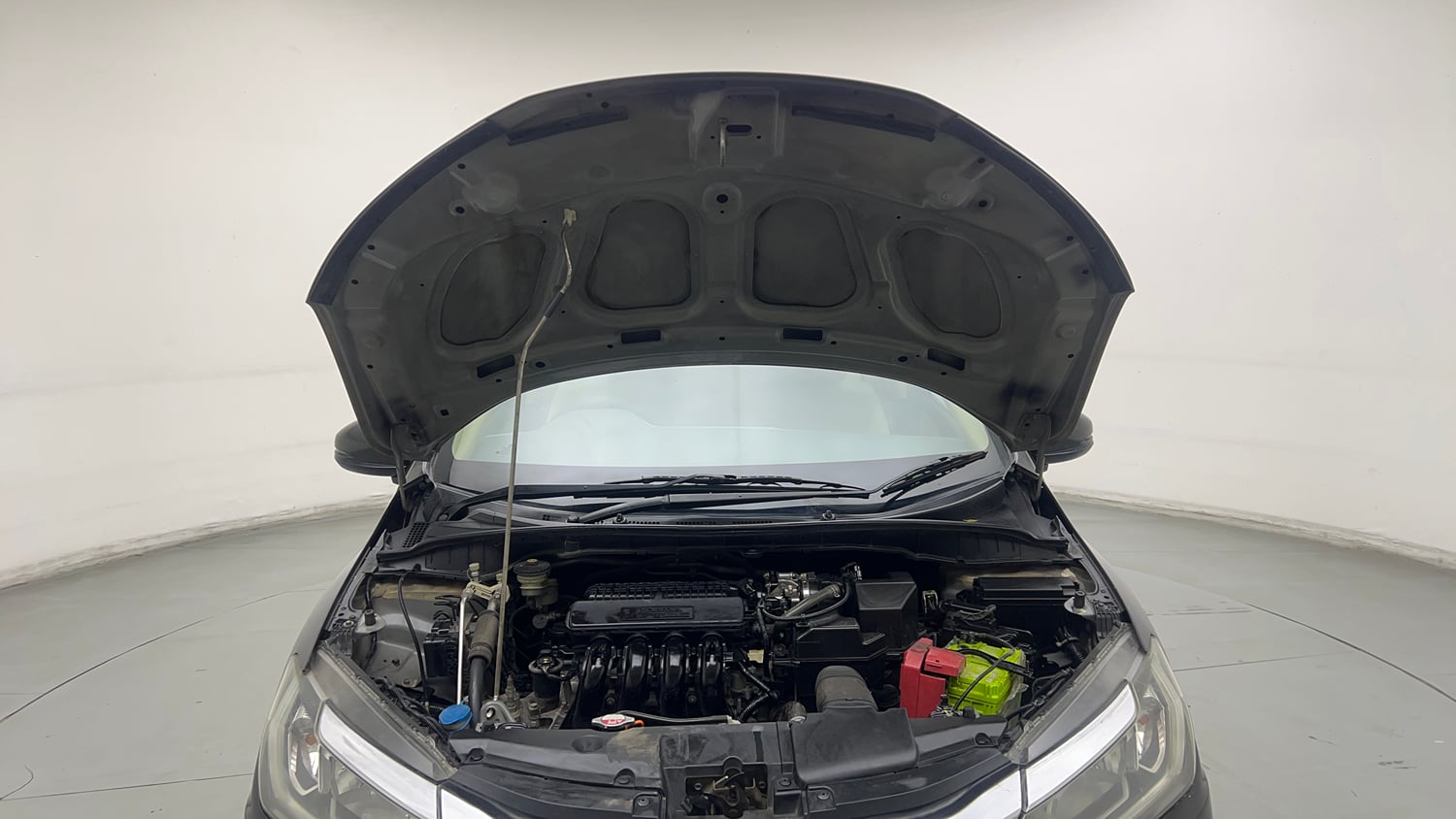 Used 2017 Honda City V Petrol Petrol Manual engine ENGINE & BONNET OPEN FRONT VIEW