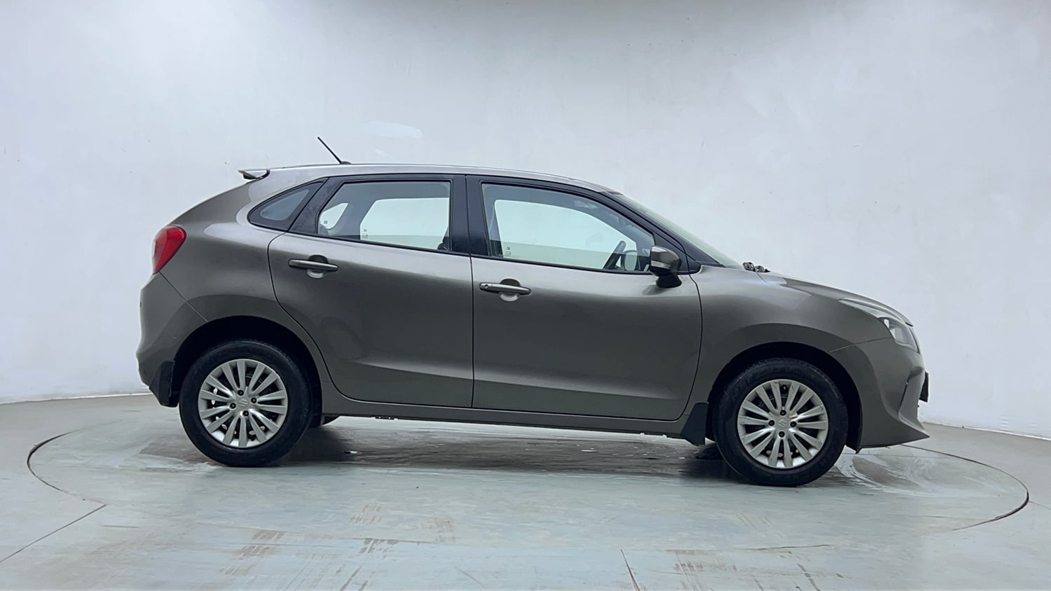 Used 2019 Maruti Suzuki Baleno Delta Petrol Manual exterior RIGHT SIDE VIEW
