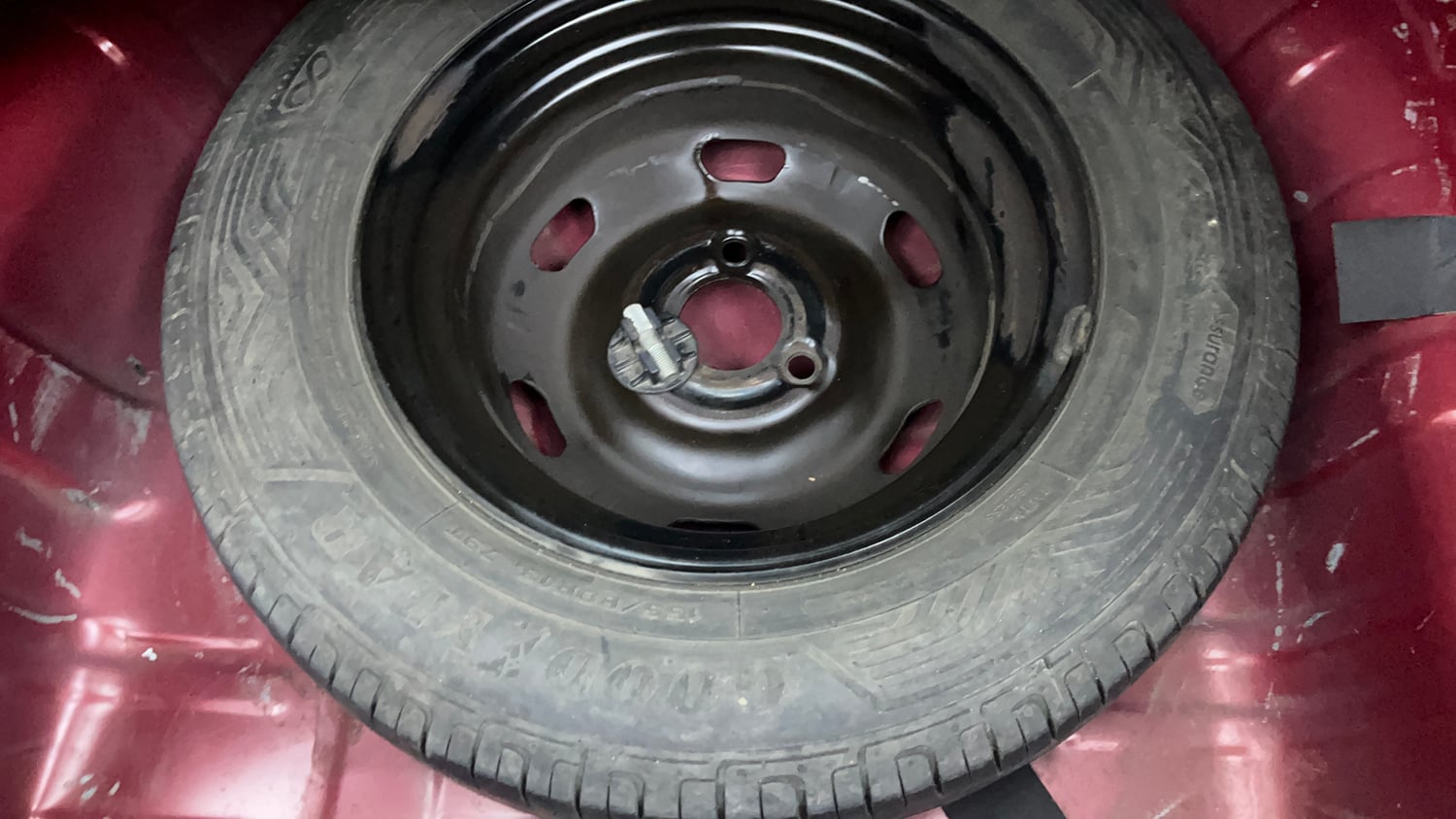 Used 2016 Renault Kwid RXT Petrol Manual tyres SPARE TYRE VIEW
