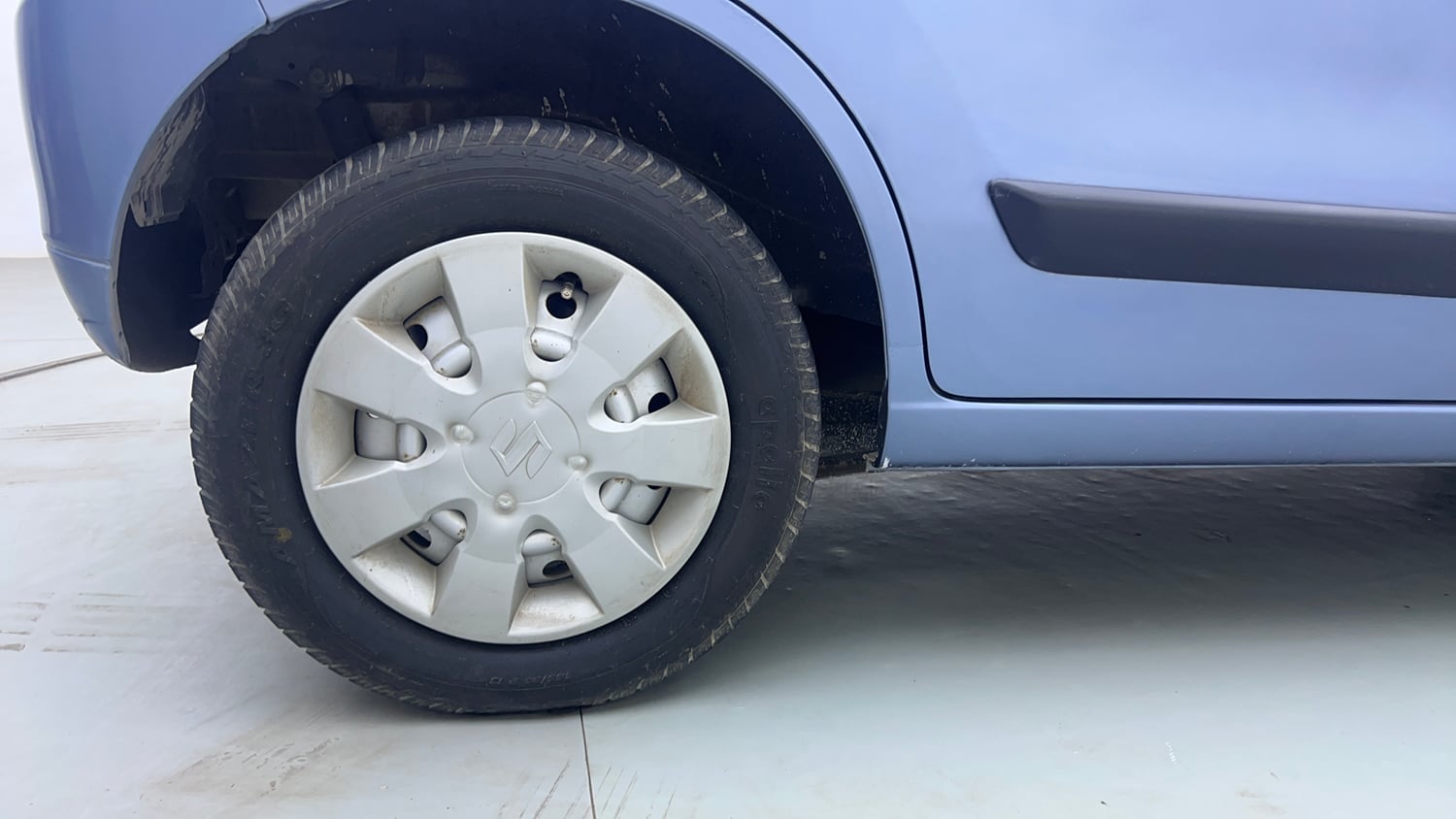 Used 2018 Maruti Suzuki Wagon R LXI CNG Cng Manual tyres RIGHT REAR TYRE RIM VIEW
