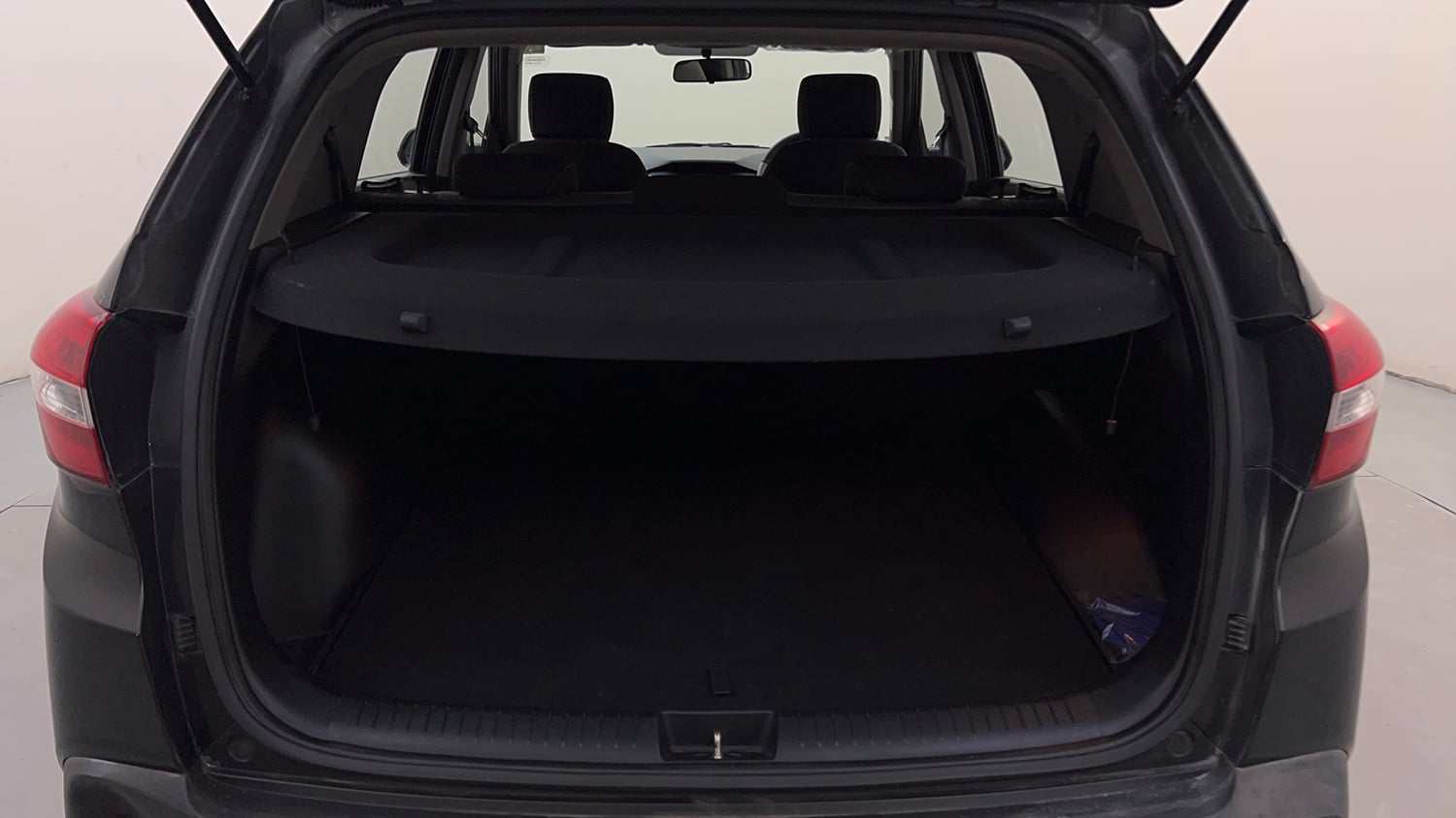 Used 2019 Hyundai Creta SX 1.6 Petrol Petrol Manual interior DICKY INSIDE VIEW