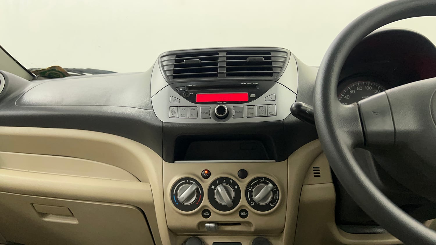 Used 2013 Maruti Suzuki A-Star VXI Petrol Manual interior MUSIC SYSTEM & AC CONTROL VIEW