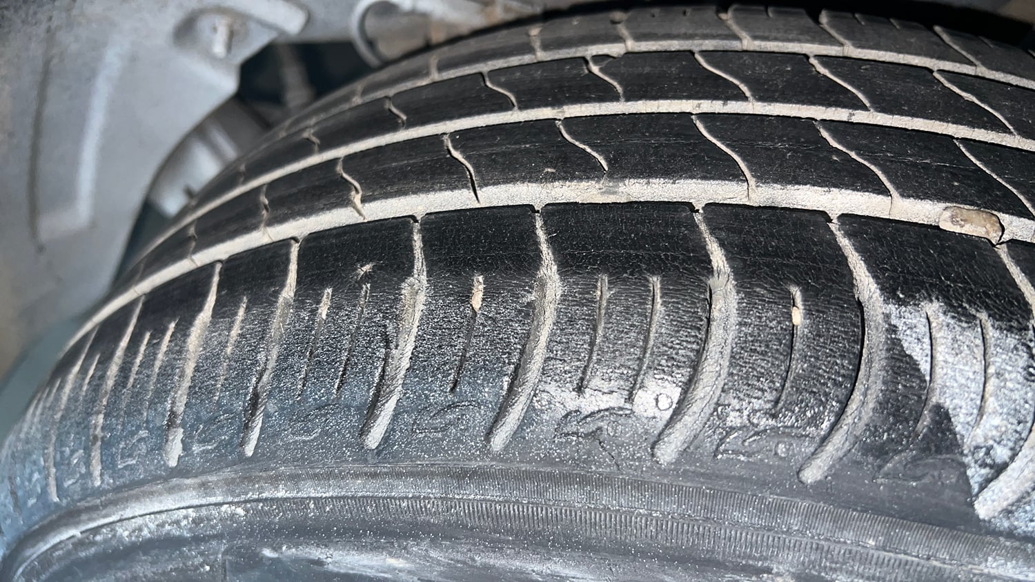 Used 2021 Tata Altroz XT Petrol Petrol Manual tyres LEFT REAR TYRE TREAD VIEW