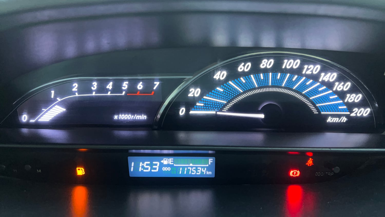 Used 2017 Toyota Etios Liva GXD Diesel Manual interior CLUSTERMETER VIEW