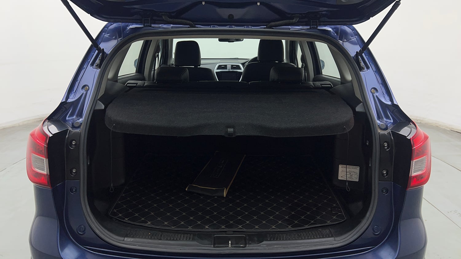 Used 2021 Maruti Suzuki S-Cross Alpha AT Petrol Automatic interior DICKY INSIDE VIEW