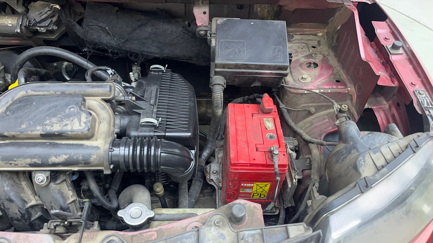 Used 2016 Renault Kwid RXT Petrol Manual engine ENGINE LEFT SIDE VIEW