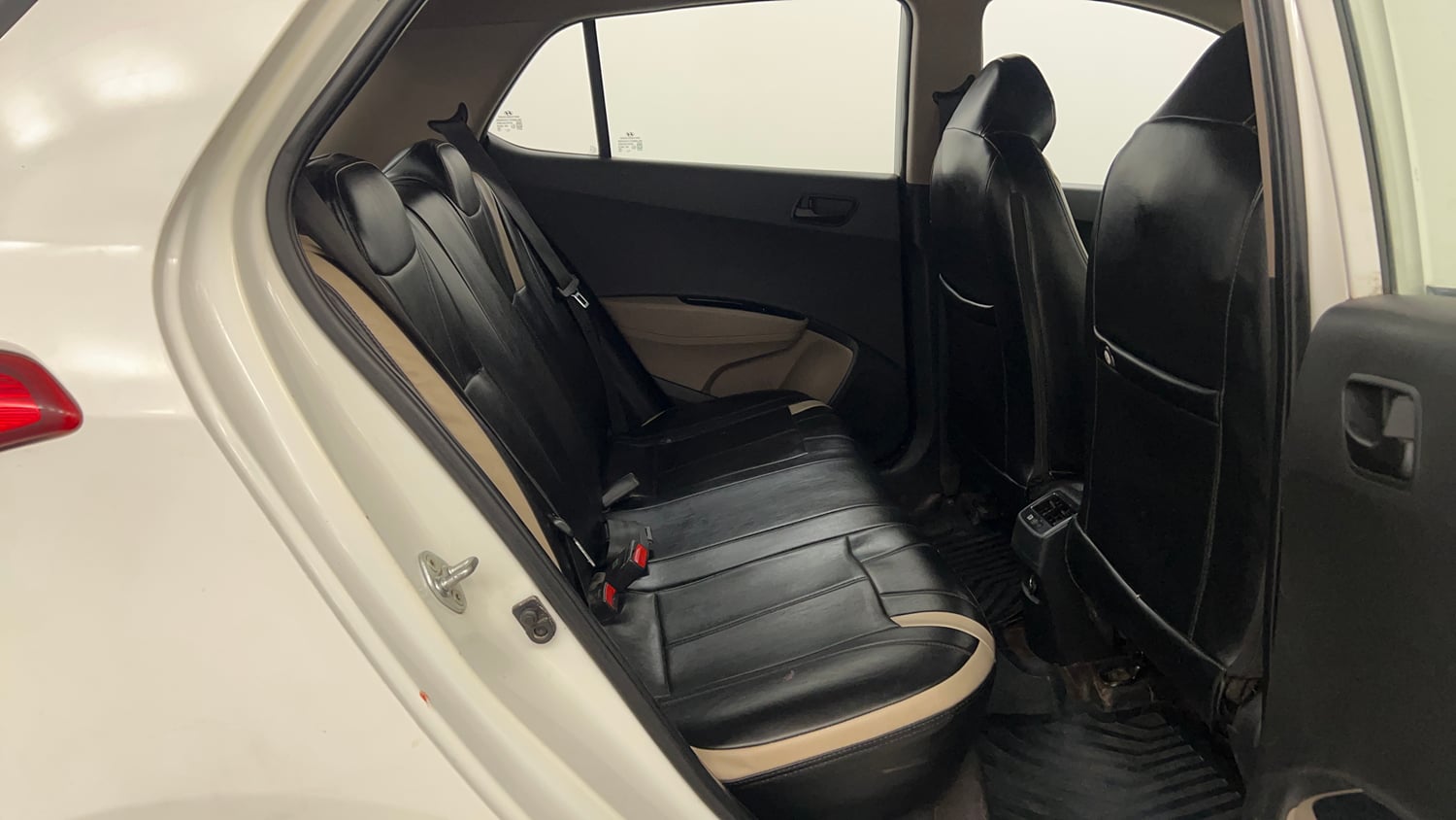 Used 2018 Hyundai Grand i10 Magna 1.2 Kappa VTVT Petrol Manual interior RIGHT SIDE REAR DOOR CABIN VIEW