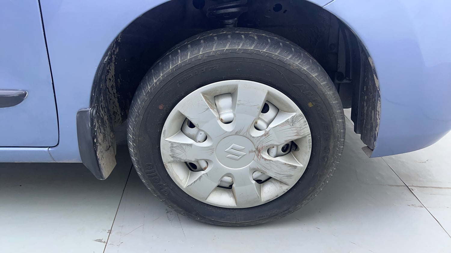 Used 2018 Maruti Suzuki Wagon R LXI CNG Cng Manual tyres RIGHT FRONT TYRE RIM VIEW