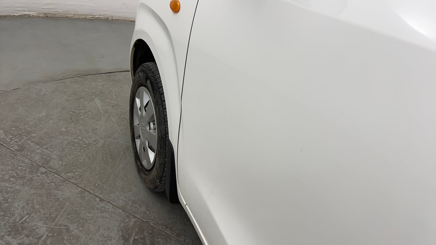 Used 2021 Maruti Suzuki Wagon R LXi 1.0 CNG Cng Manual dents MINOR SCRATCH