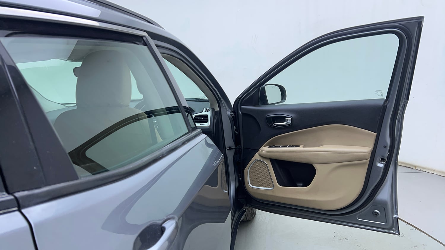 Used 2020 Jeep Compass Longitude (O) 2.0 Diesel Diesel Manual interior RIGHT FRONT DOOR OPEN VIEW