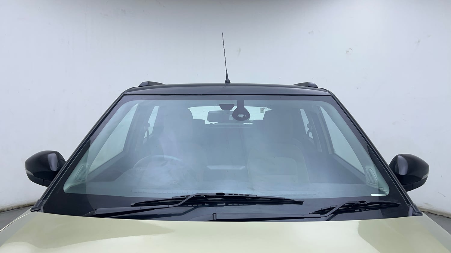 Used 2022 Tata Punch Kaziranga Creative MT Petrol Manual exterior FRONT WINDSHIELD VIEW