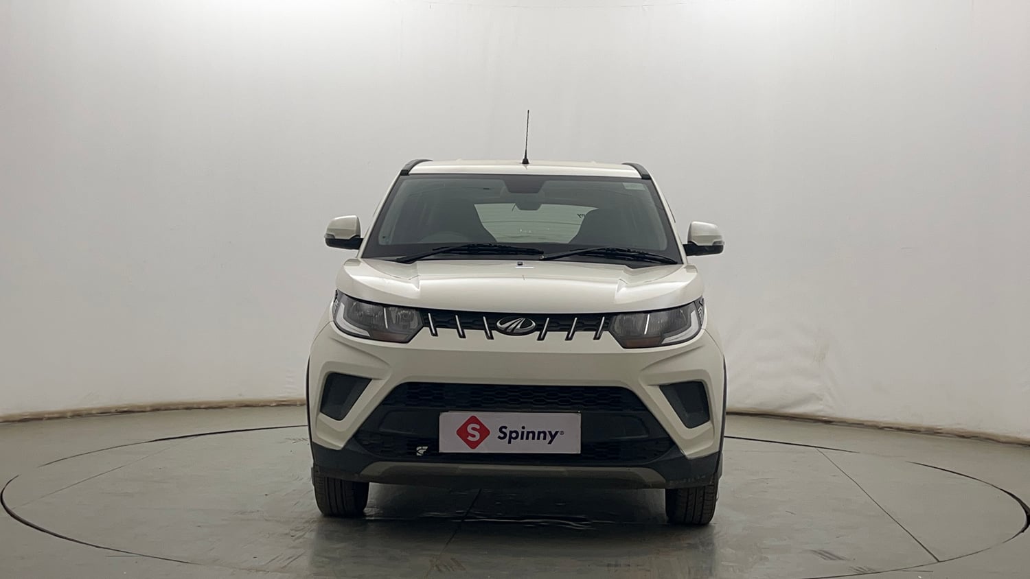 Used 2018 Mahindra KUV100 NXT K6 Plus 6 STR Petrol Manual exterior FRONT VIEW