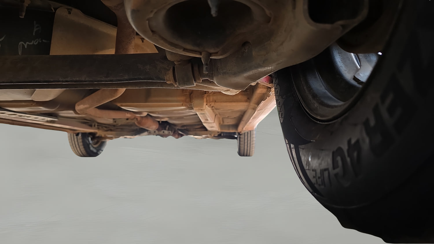 Used 2013 Hyundai i10 Era 1.1 iRDE2 Petrol Manual extra REAR RIGHT UNDERBODY VIEW