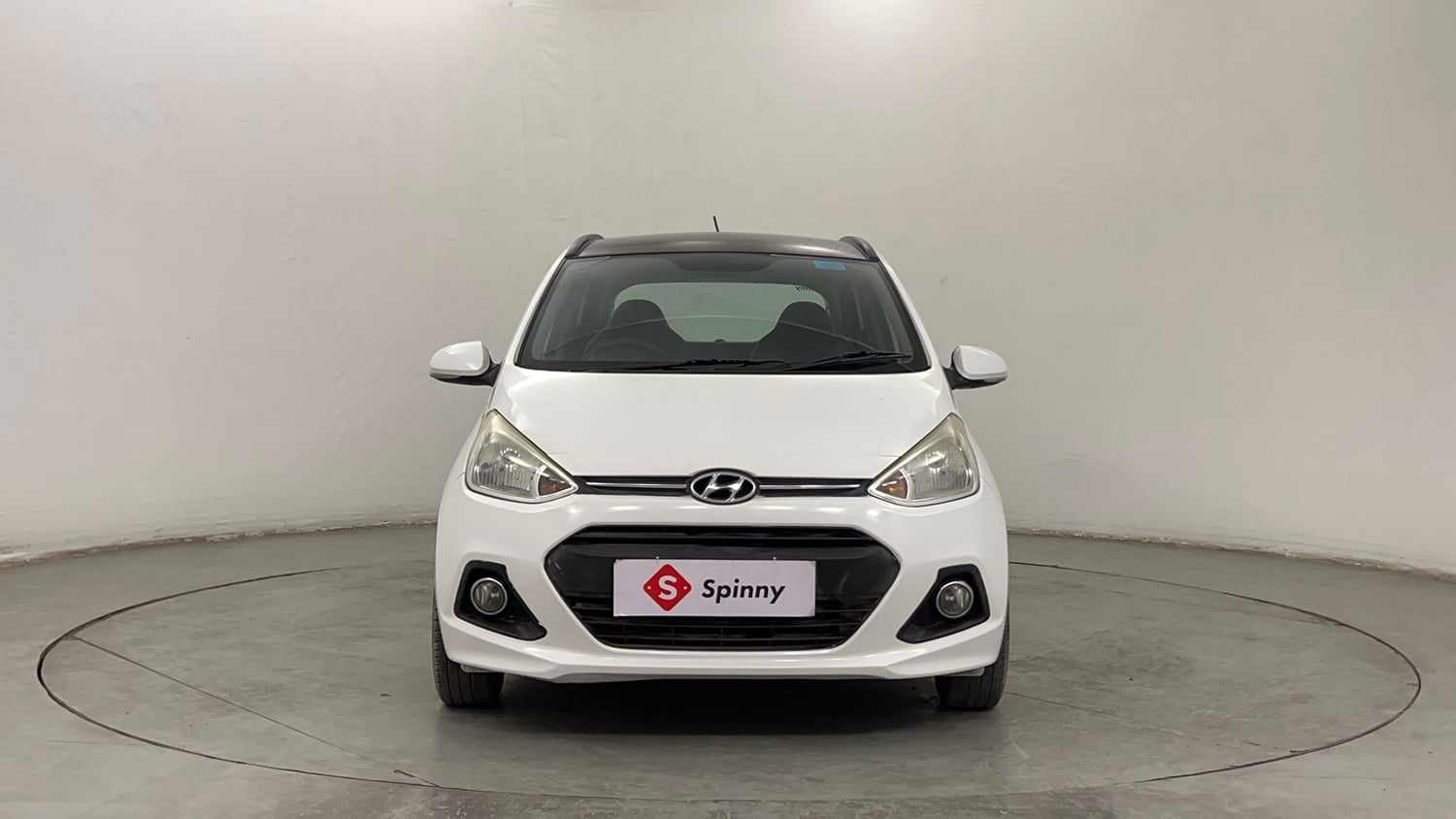Used 2015 Hyundai Grand i10 Sportz AT 1.2 Kappa VTVT Petrol Automatic exterior FRONT VIEW