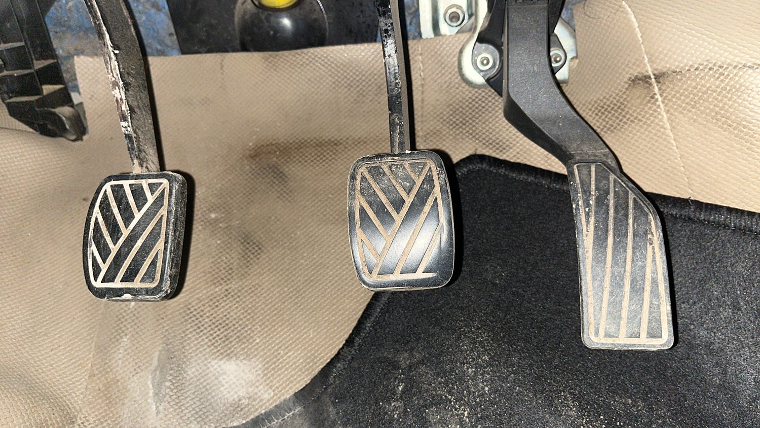 Used 2015 Maruti Suzuki Swift Dzire ZXI Petrol Manual interior PEDALS VIEW