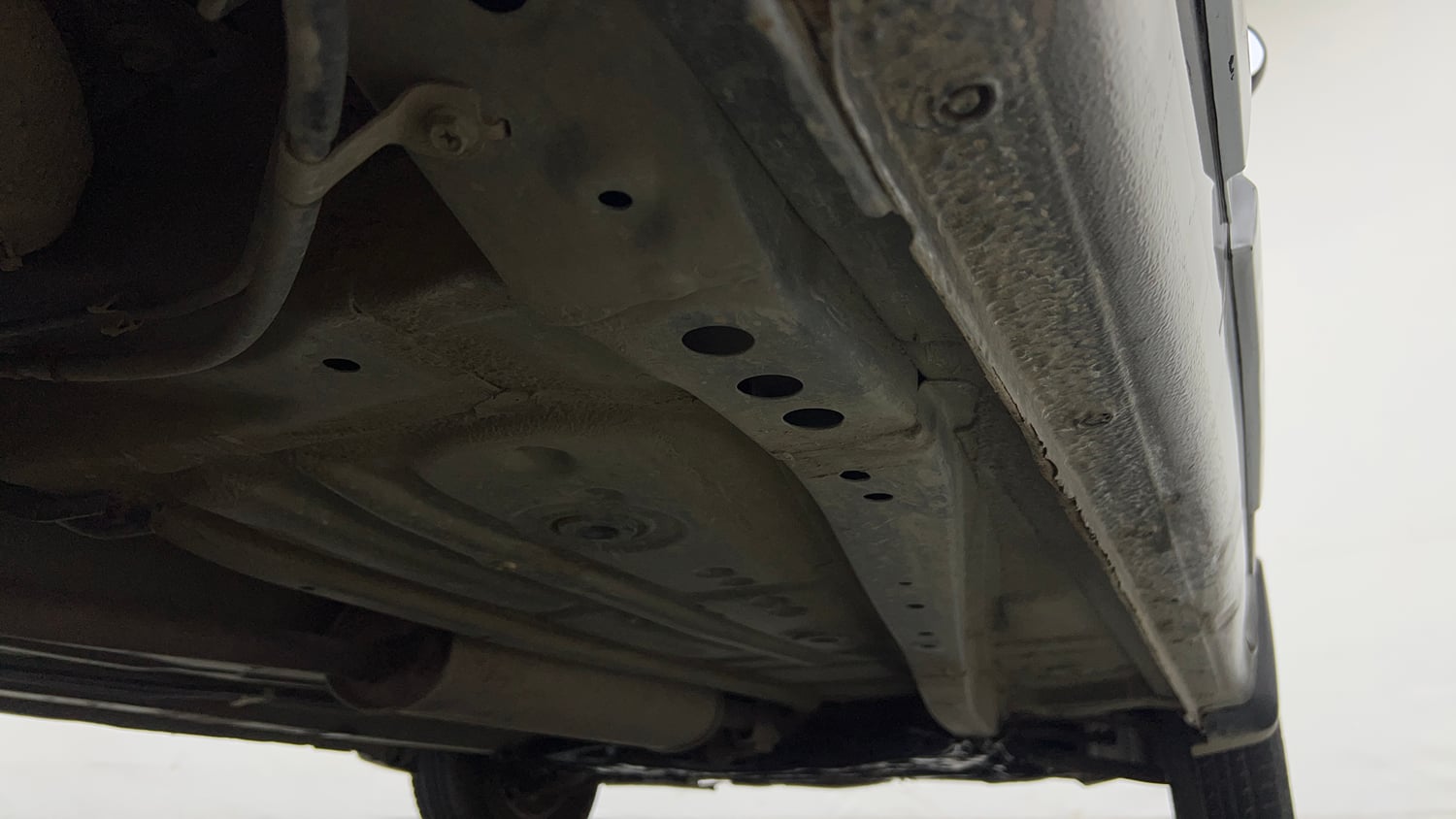 Used 2020 Maruti Suzuki Wagon R LXi 1.0 CNG Cng Manual extra REAR RIGHT UNDERBODY VIEW