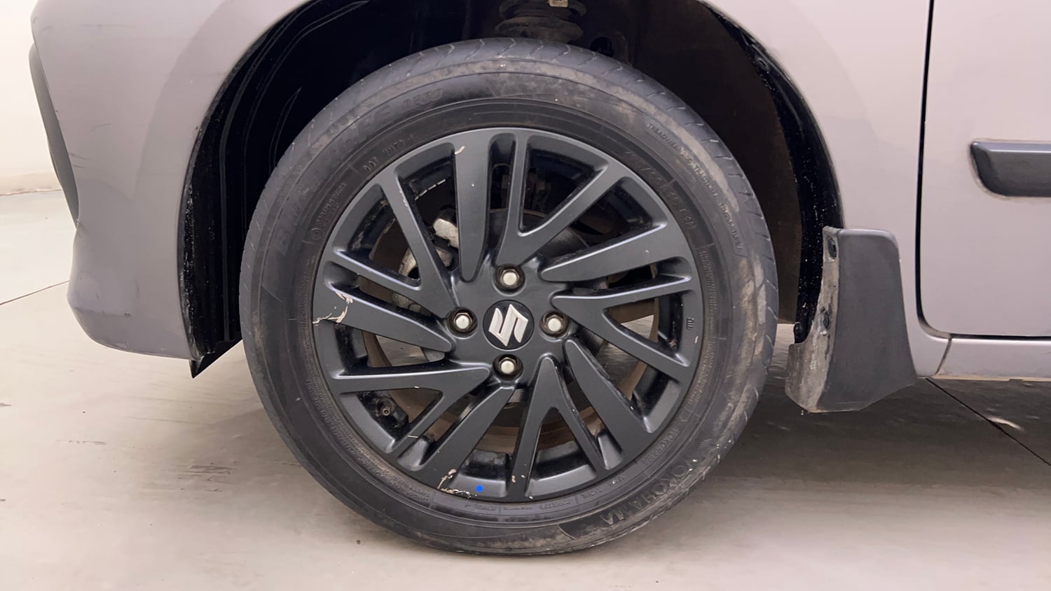 Used 2022 Maruti Suzuki Celerio ZXi Plus Petrol Manual tyres LEFT FRONT TYRE RIM VIEW