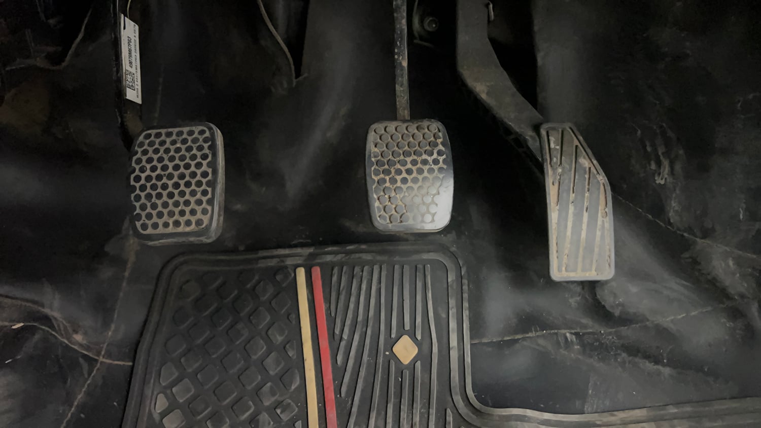 Used 2022 Maruti Suzuki Alto 800 VXi Petrol Manual interior PEDALS VIEW