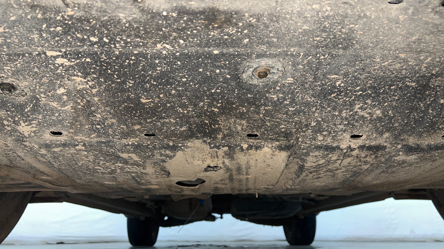 Used 2022 Mahindra XUV700 AX 5 Petrol MT 7 STR Petrol Manual extra FRONT LEFT UNDERBODY VIEW