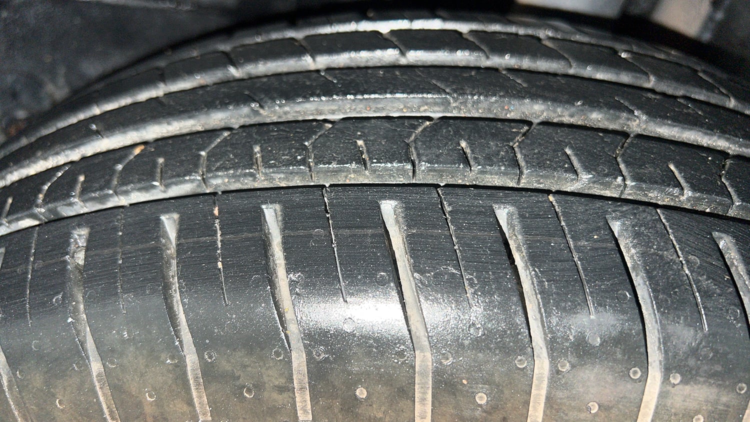 Used 2023 Tata Punch Pure MT Petrol Manual tyres LEFT REAR TYRE TREAD VIEW