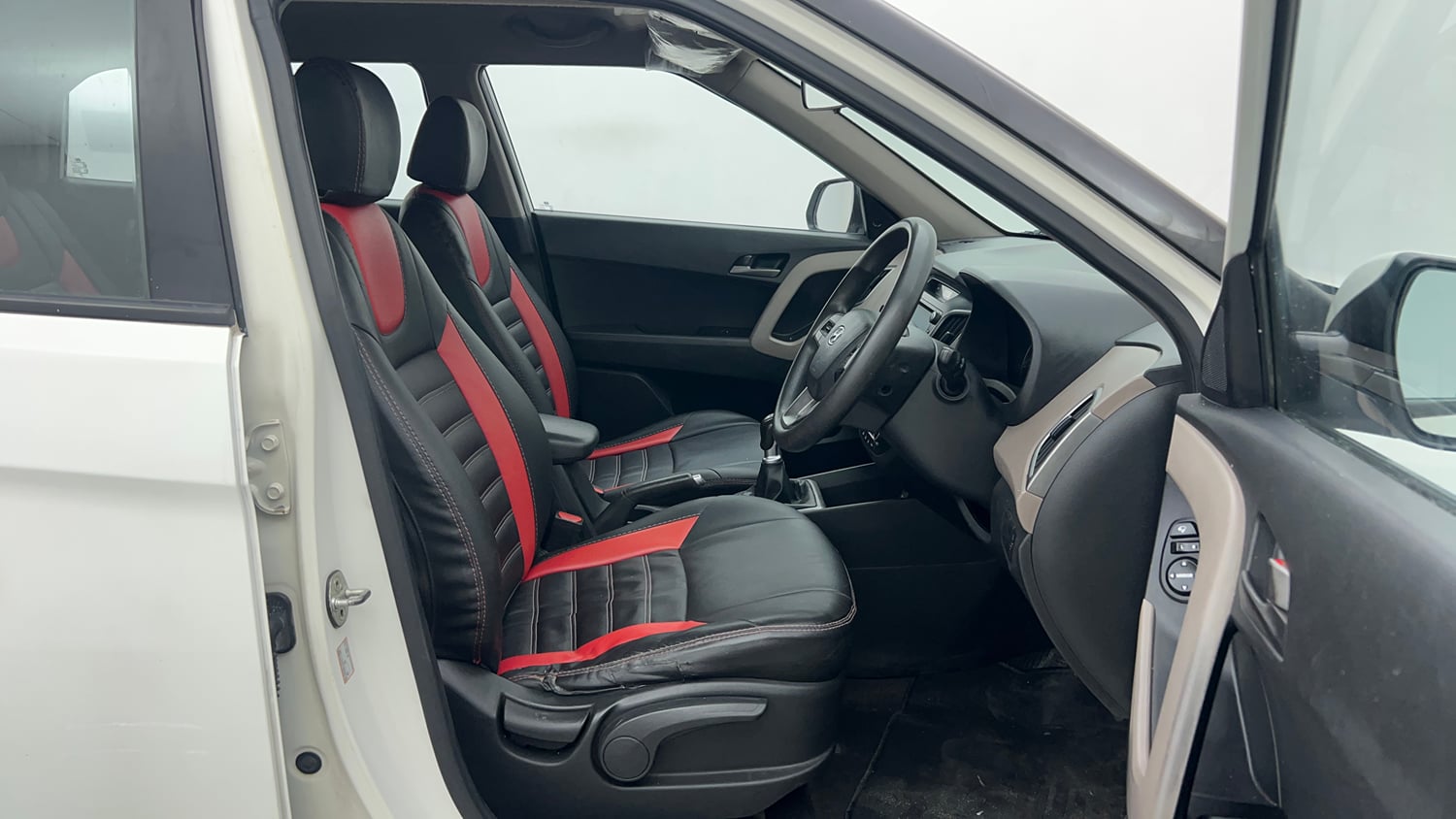 Used 2017 Hyundai Creta SX Plus 1.6 CRDI Diesel Manual interior RIGHT SIDE FRONT DOOR CABIN VIEW