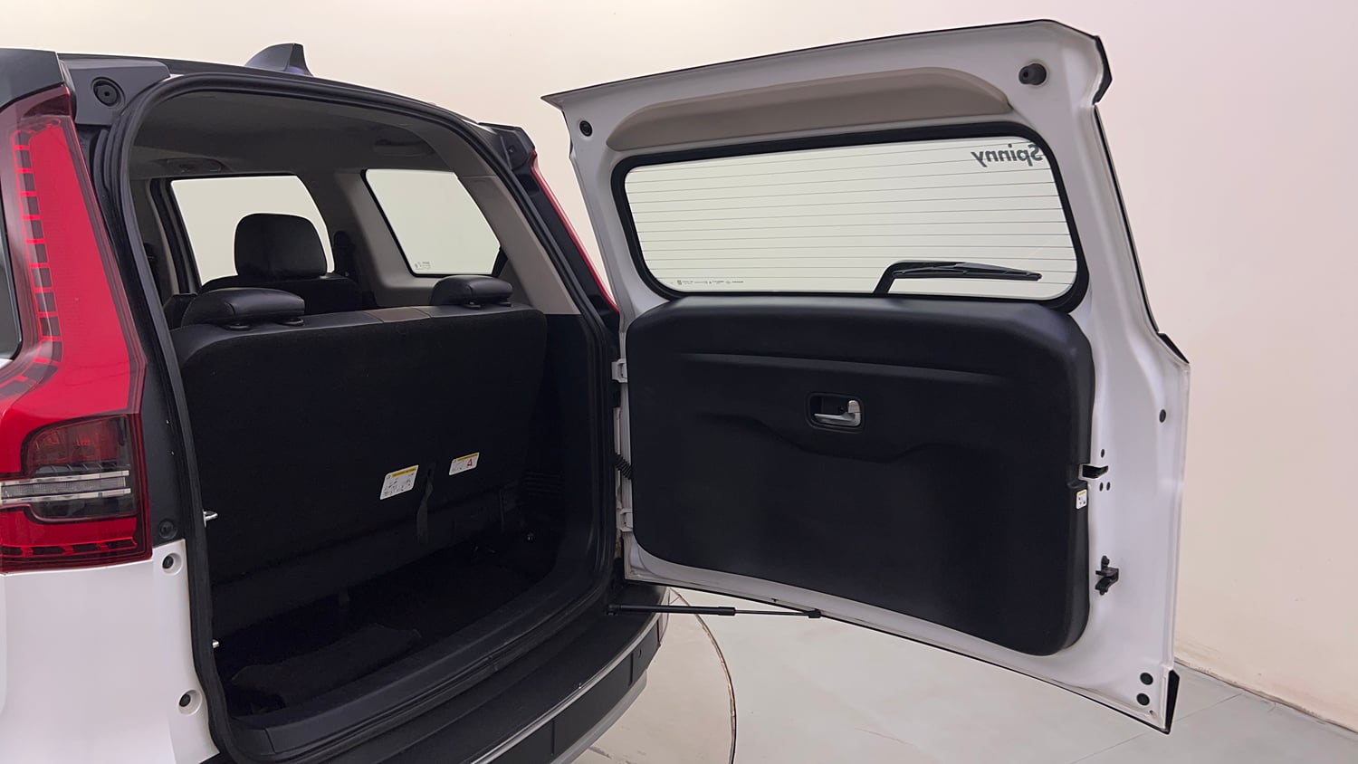Used 2022 Mahindra Scorpio N Z8 L Petrol AT 6 STR Petrol Automatic interior DICKY DOOR OPEN VIEW