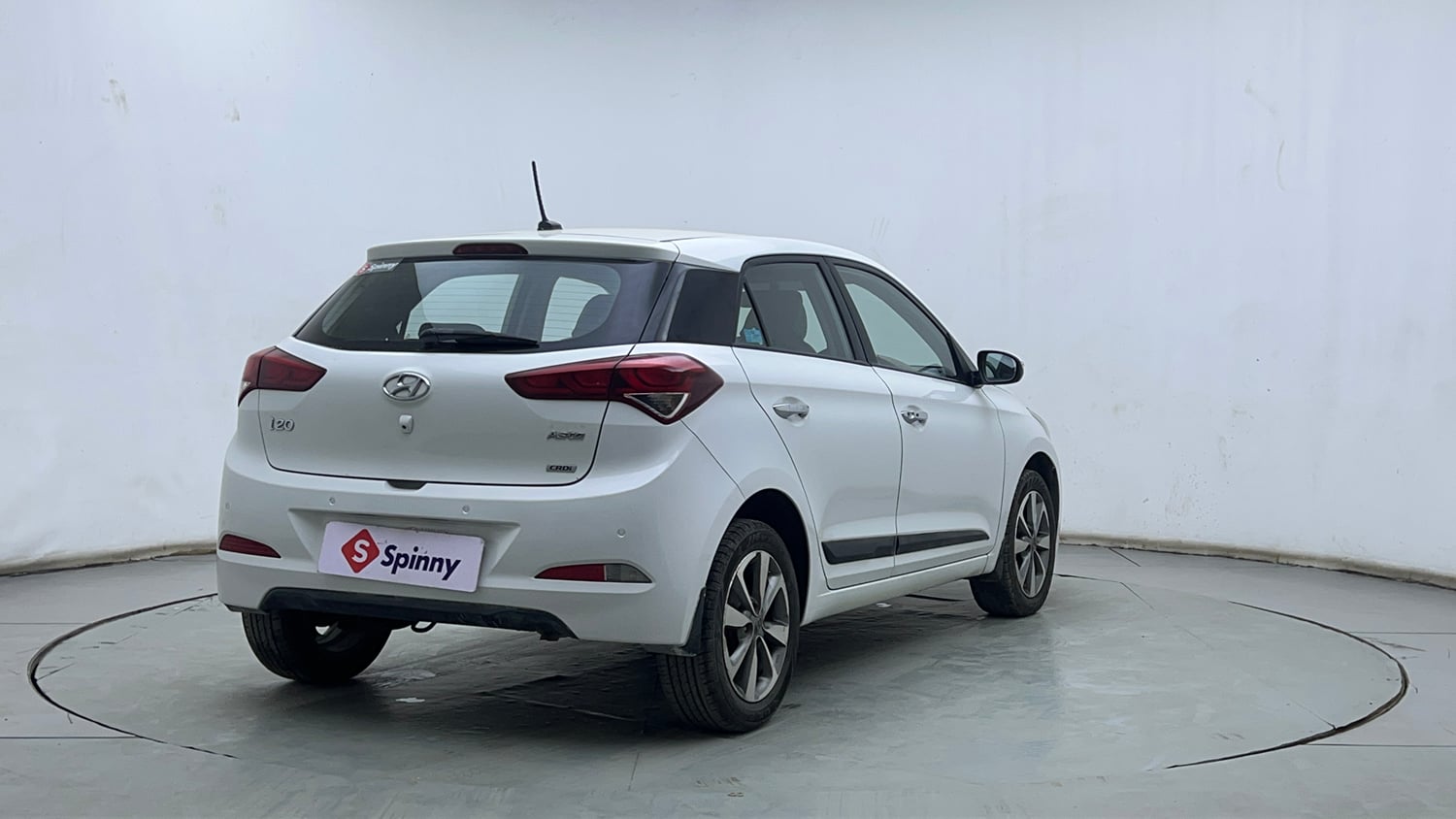Used 2016 Hyundai Elite i20 Asta 1.4 CRDI Diesel Manual exterior RIGHT REAR CORNER VIEW