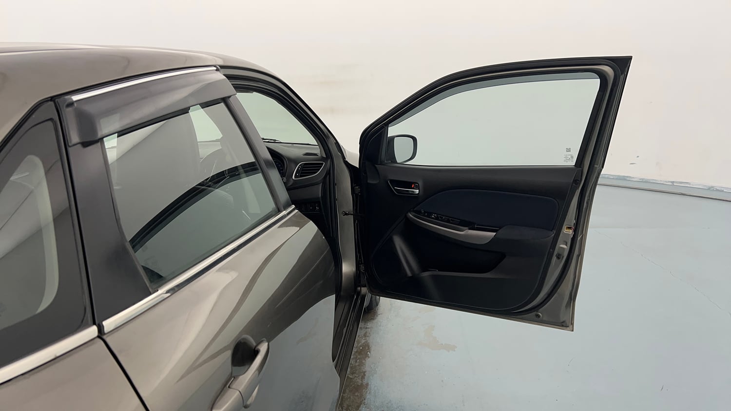 Used 2021 Maruti Suzuki Baleno Delta Petrol Manual interior RIGHT FRONT DOOR OPEN VIEW