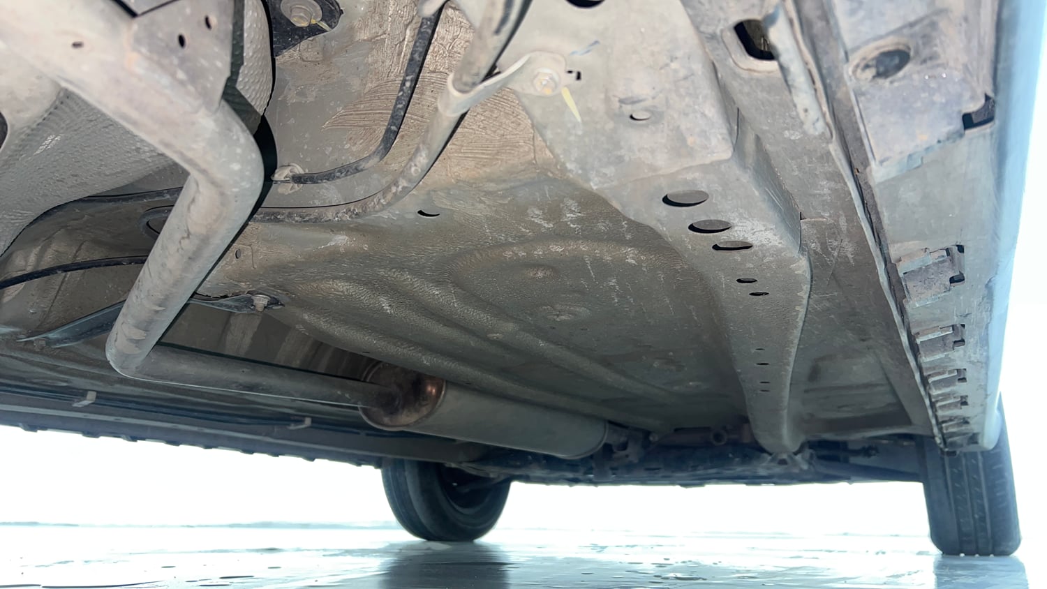 Used 2022 Maruti Suzuki Ignis Delta 1.2 MT Petrol Manual extra REAR RIGHT UNDERBODY VIEW