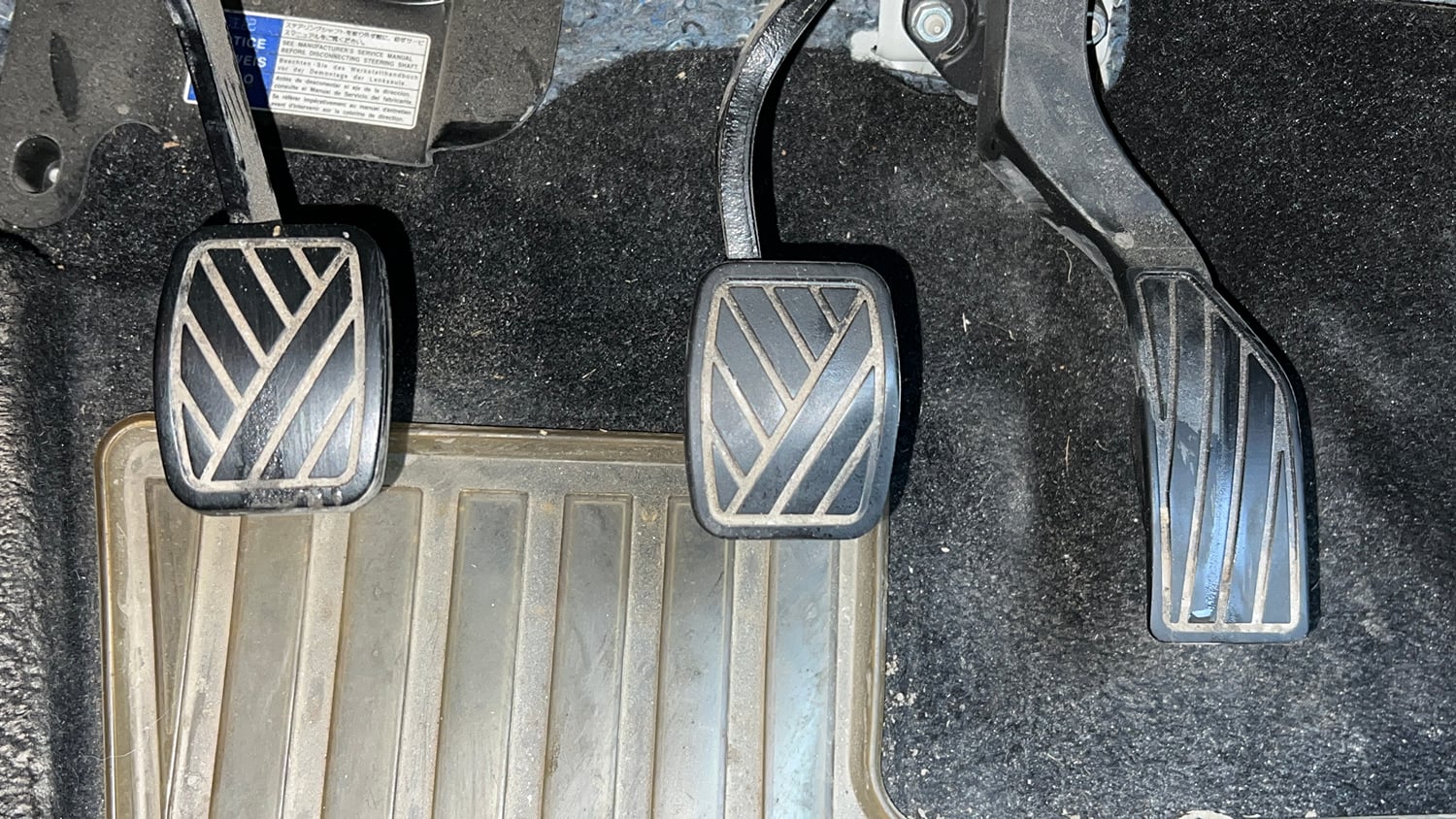 Used 2021 maruti-suzuki Vitara Brezza ZXi Plus Petrol Manual interior PEDALS VIEW