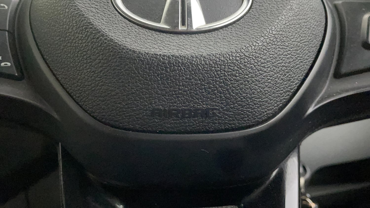 Used 2023 Tata Tiago XT CNG Cng Manual top_features Airbags