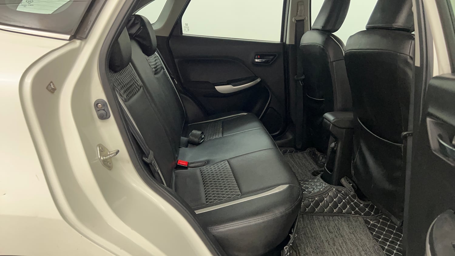 Used 2016 Maruti Suzuki Baleno Alpha 1.2 Petrol Manual interior RIGHT SIDE REAR DOOR CABIN VIEW