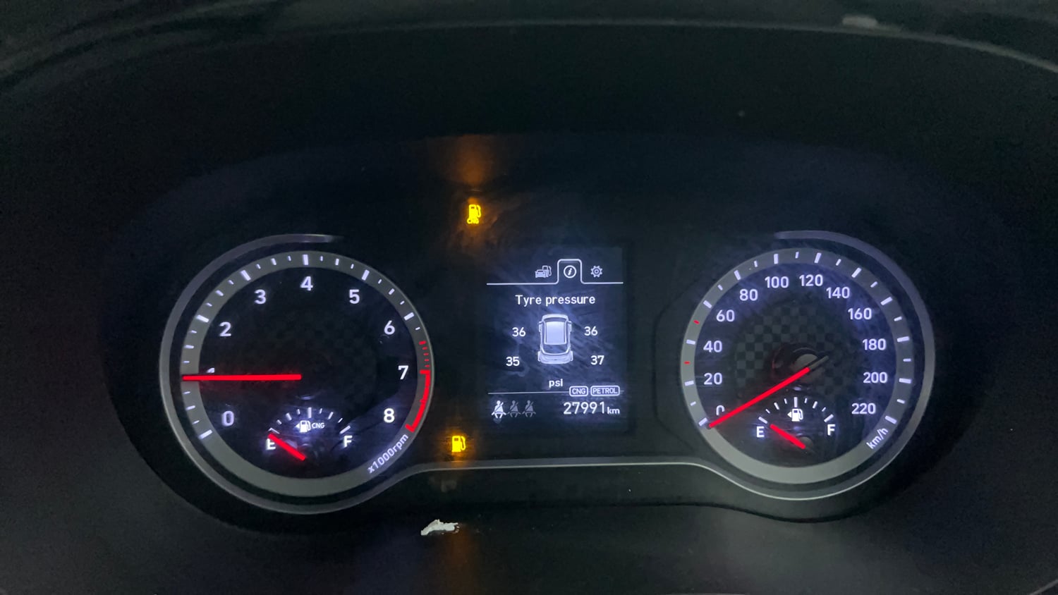 Used 2024 Hyundai Grand i10 Nios Sportz 1.2 Hy-CNG Duo Cng Manual interior CLUSTERMETER VIEW