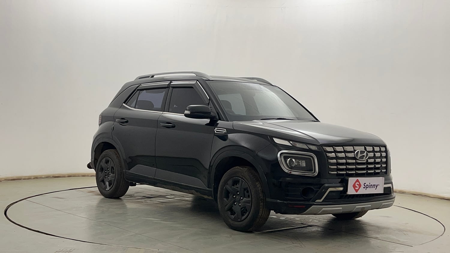 Used 2022 Hyundai Venue SX 1.2 Petrol Petrol Manual exterior RIGHT FRONT CORNER VIEW