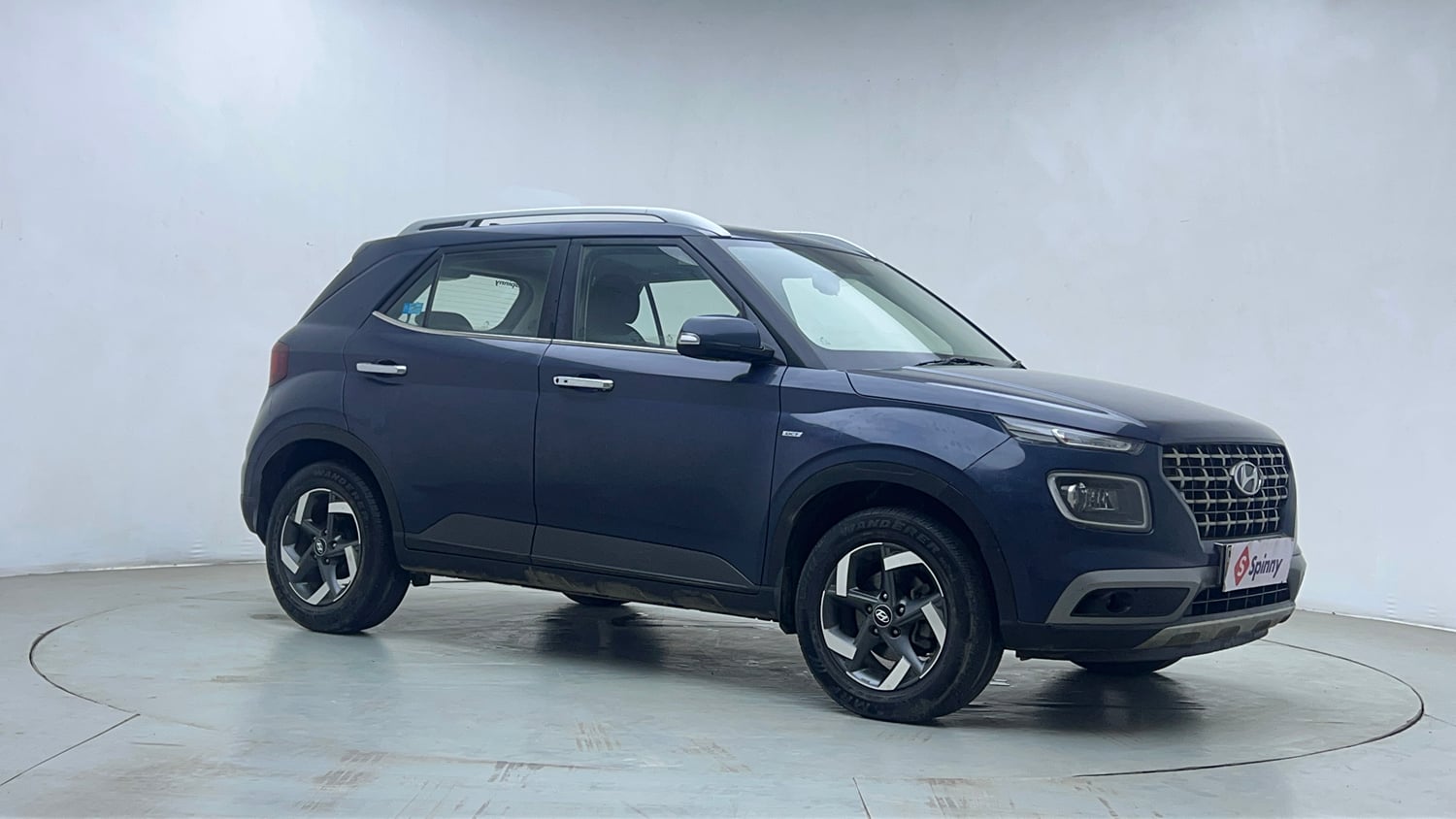 Used 2021 Hyundai Venue SX Plus 1.0 Turbo DCT Petrol Automatic exterior RIGHT FRONT CORNER VIEW