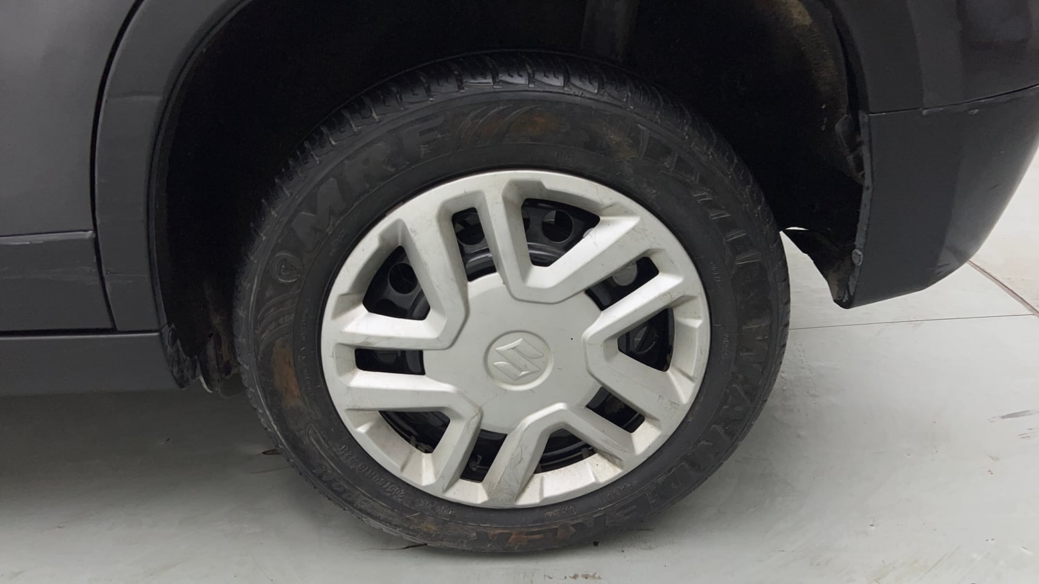Used 2018 Maruti Suzuki Vitara Brezza [2016-2020] LDi Diesel Manual tyres LEFT REAR TYRE RIM VIEW