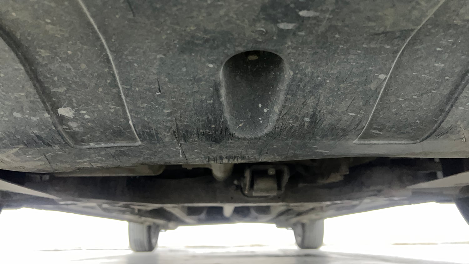 Used 2016 Hyundai Elite i20 Asta 1.4 CRDI Diesel Manual extra FRONT LEFT UNDERBODY VIEW