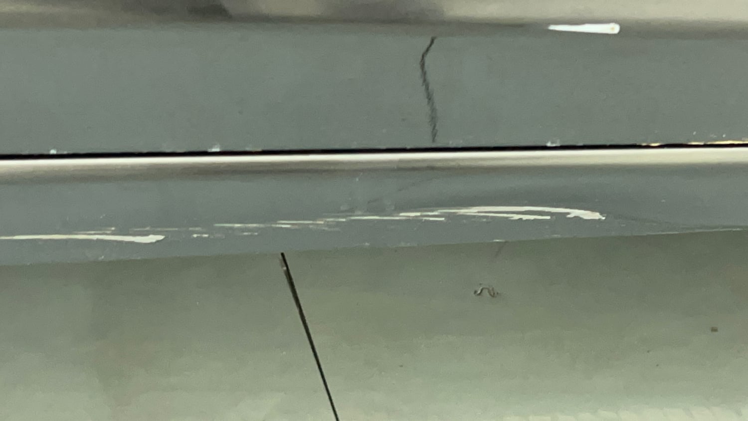 Used 2017 Honda City V Petrol Petrol Manual dents MINOR DENT
