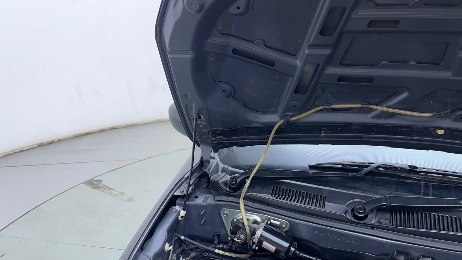 Used 2022 Maruti Suzuki Alto 800 Vxi Plus Petrol Manual engine ENGINE RIGHT SIDE HINGE & APRON VIEW