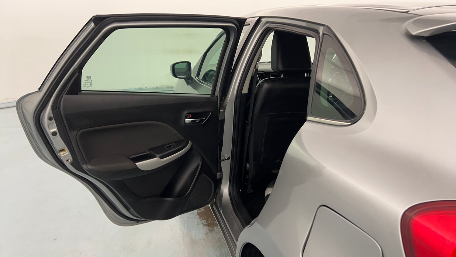 Used 2018 Maruti Suzuki Baleno Zeta 1.2 Petrol Manual interior LEFT REAR DOOR OPEN VIEW