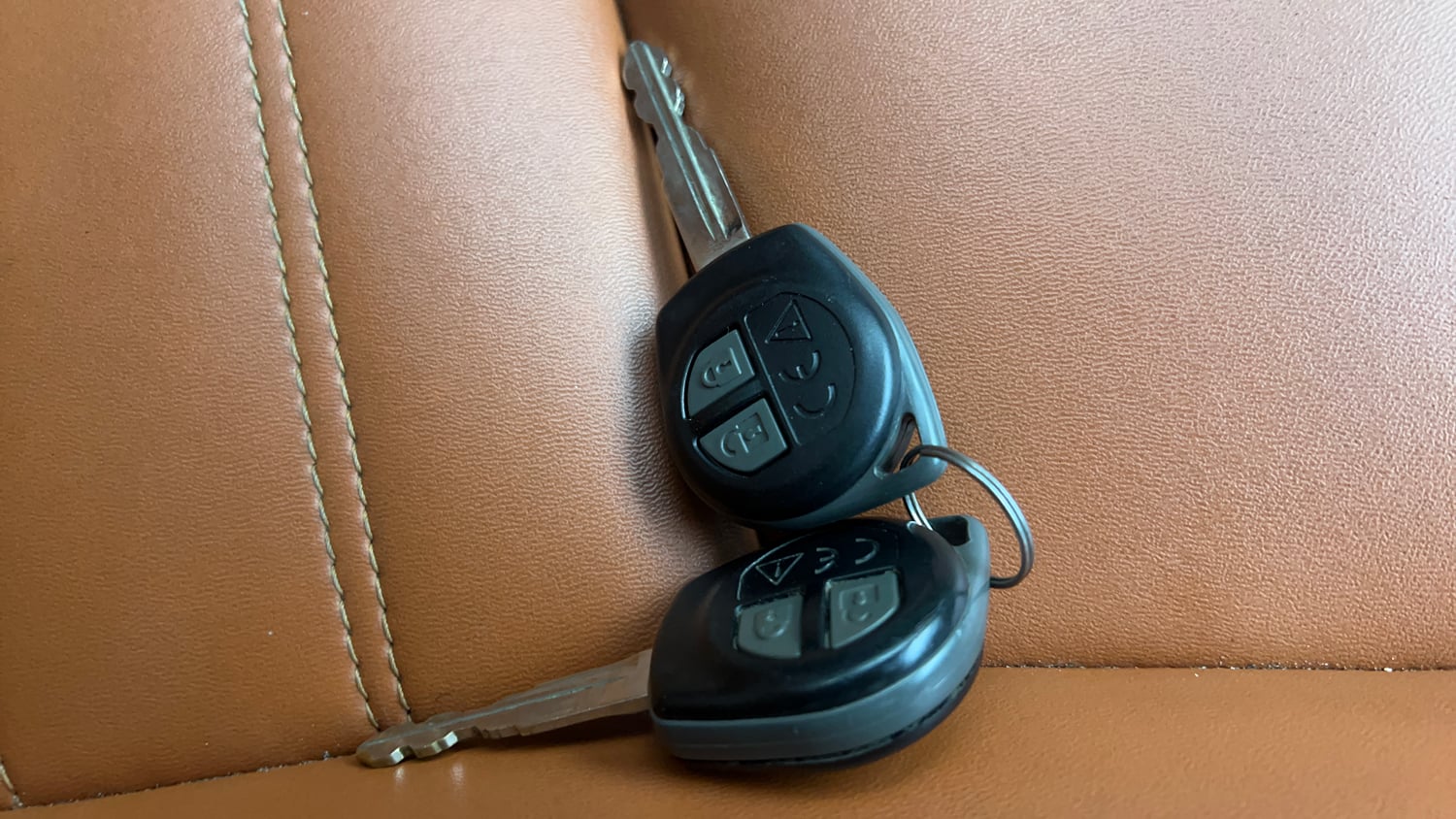 Used 2022 Maruti Suzuki Ignis Delta 1.2 MT Petrol Manual extra CAR KEY VIEW