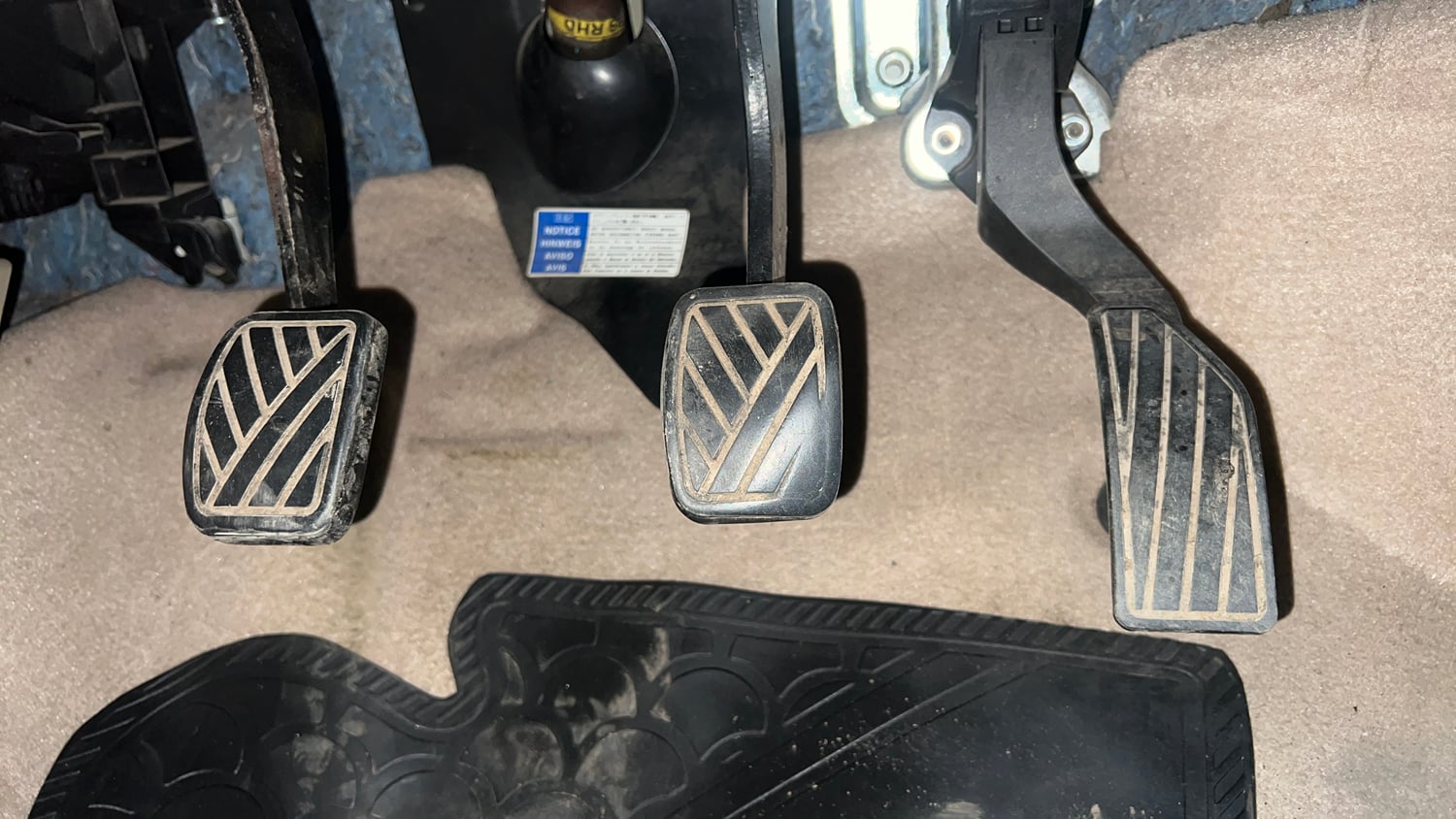Used 2016 Maruti Suzuki Swift Dzire ZXI Petrol Manual interior PEDALS VIEW
