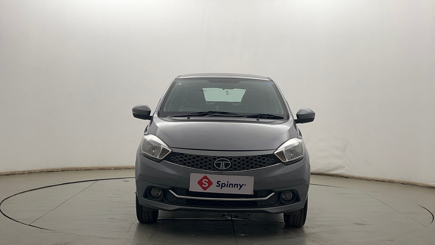 Used 2020 Tata Tigor Revotron XZ Petrol Manual exterior FRONT VIEW